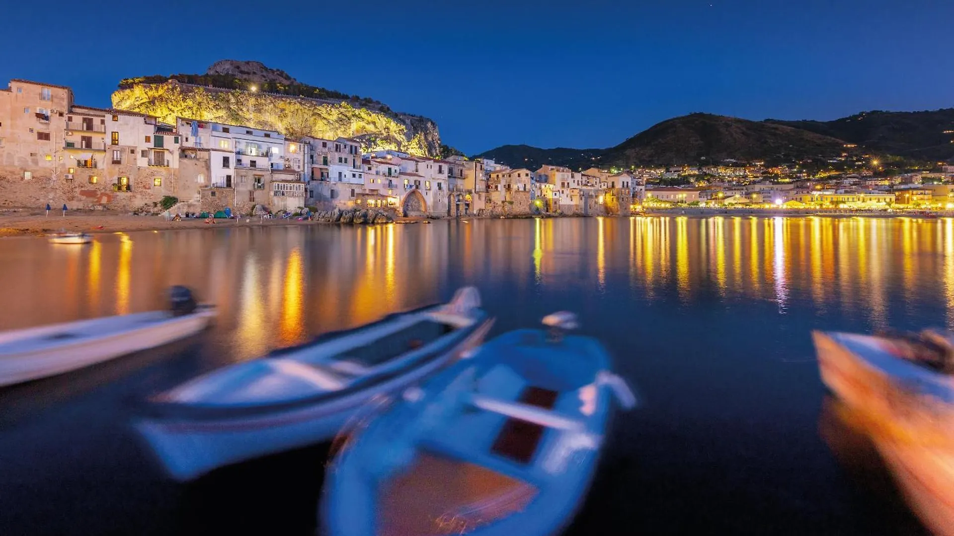 Ale & Andry House Apartment Cefalu 0*,