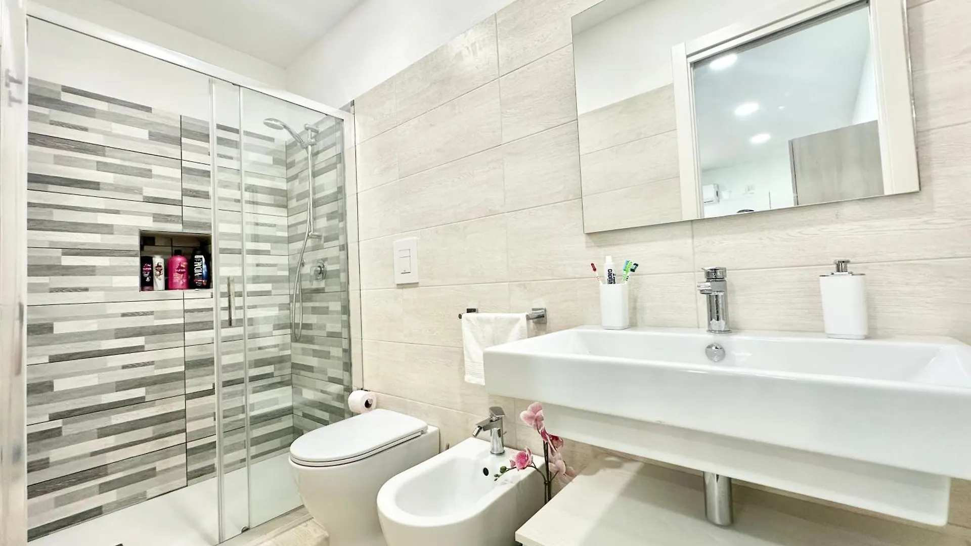 Ale & Andry House Apartment Cefalu 0*,
