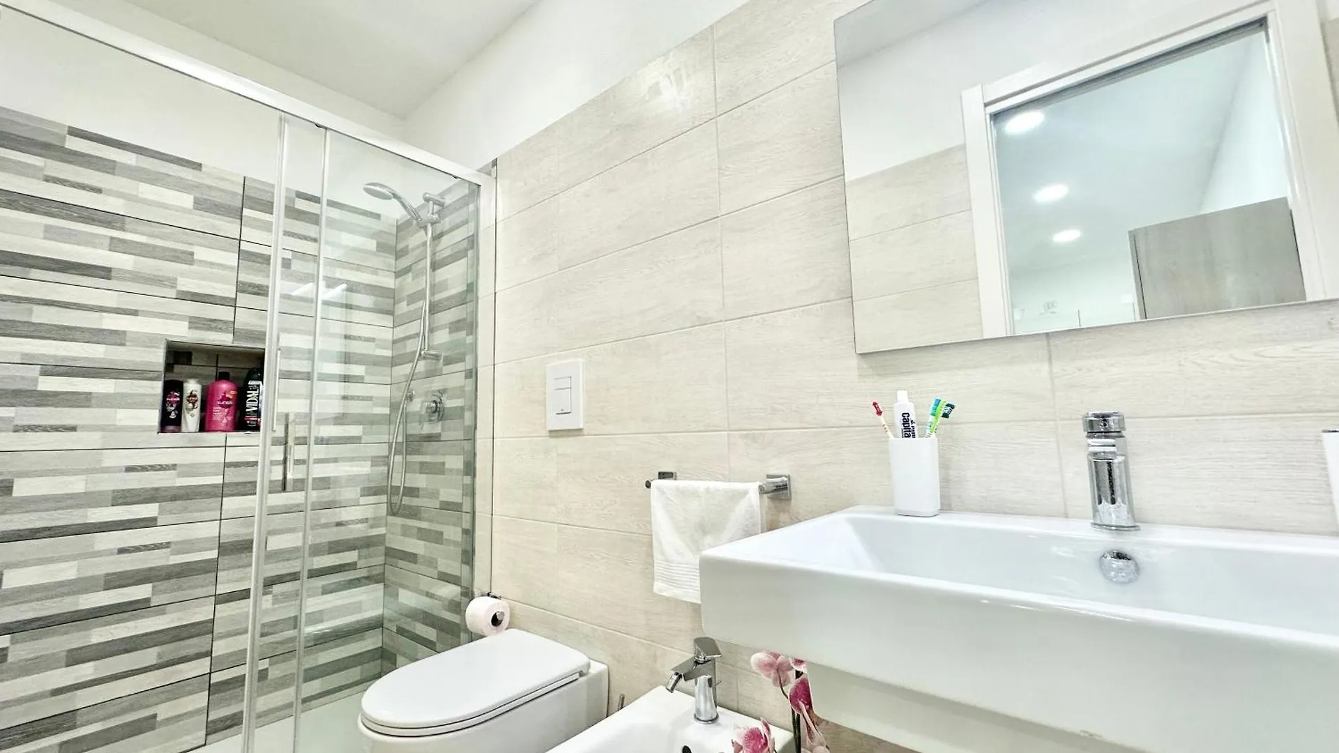 Ale & Andry House Apartment Cefalu Italy